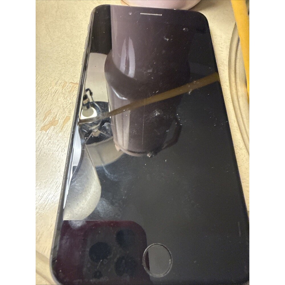 Apple iPhone 8 Plus 64GB WIFI Smartphone. Sprint